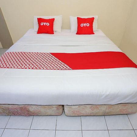 Capital O 93349 Hotel Gondangdia بوكور المظهر الخارجي الصورة
