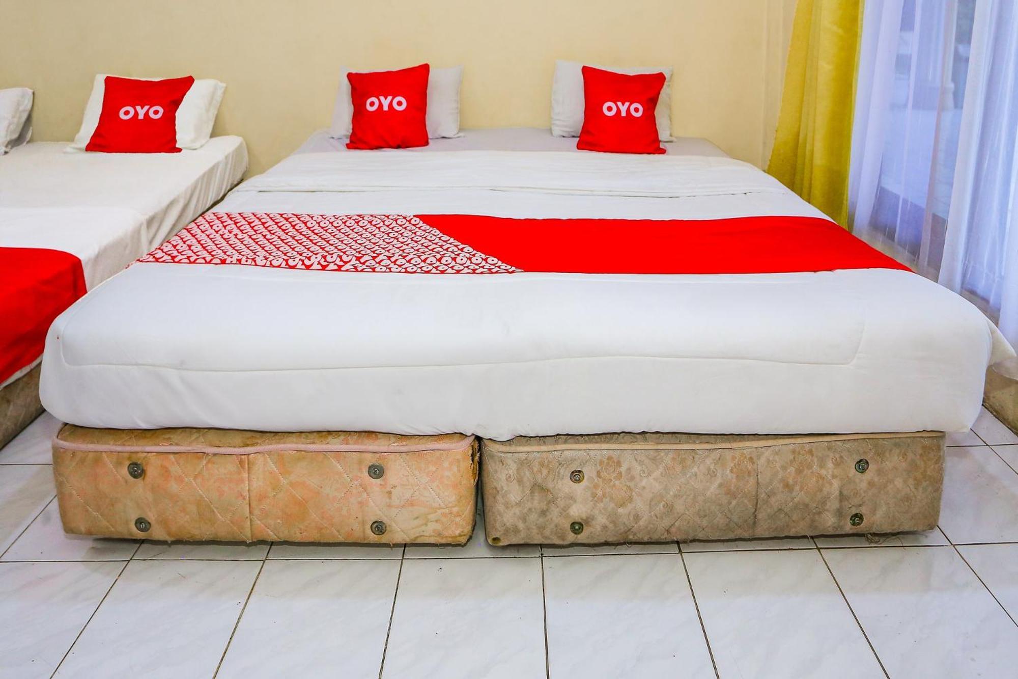 Capital O 93349 Hotel Gondangdia بوكور المظهر الخارجي الصورة